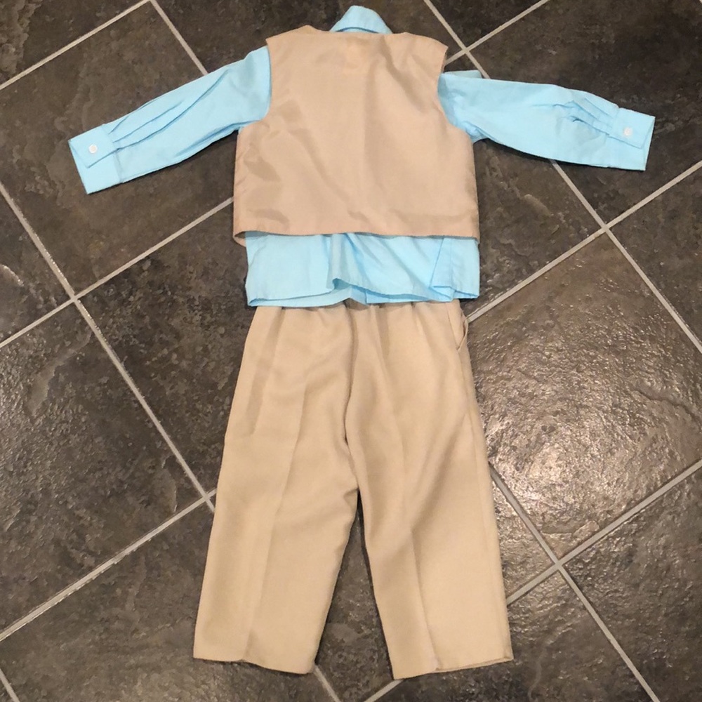 🚒 3-Piece Toddler Suit - Picture 2 of 10